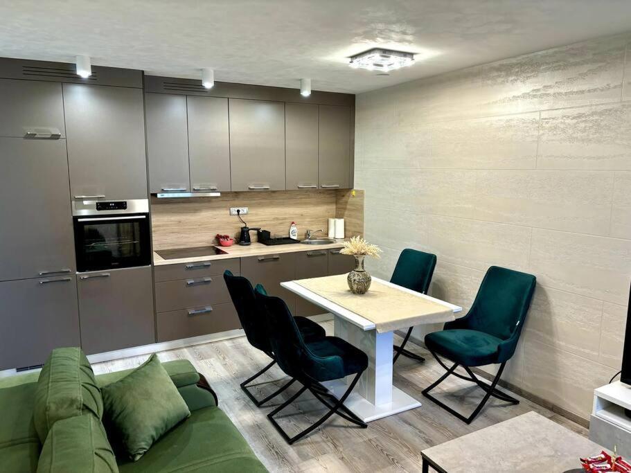 Villa Moste 3-Free Parking&Pool, Ev Station Λιουμπλιάνα Εξωτερικό φωτογραφία