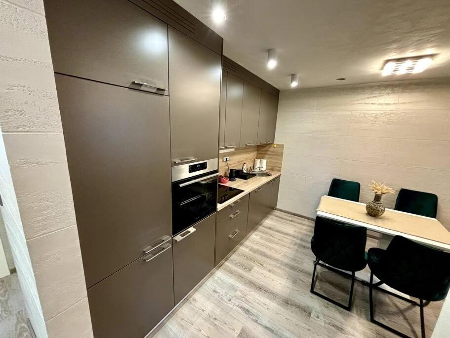 Villa Moste 3-Free Parking&Pool, Ev Station Λιουμπλιάνα Εξωτερικό φωτογραφία