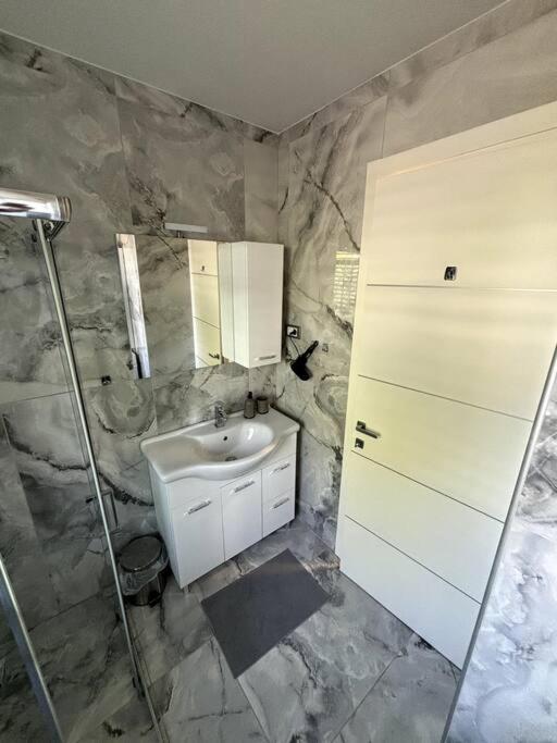 Villa Moste 3-Free Parking&Pool, Ev Station Λιουμπλιάνα Εξωτερικό φωτογραφία